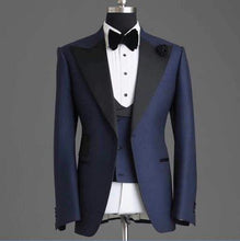 Load image into Gallery viewer, New Arrival One Button Groomsmen Shawl Lapel Groom Tuxedos Men Suits Wedding/Prom Best Man Blazer ( Jacket+Pants+Vest+Tie)A101